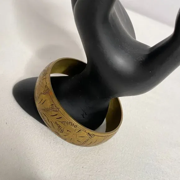 💎Bangle Bracelet Bronze Tone Chunky Flower Leaf Engraved - Picture 2 of 8